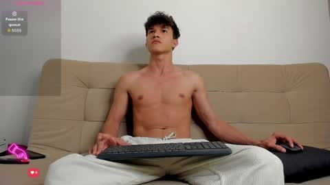 Snapshot of yizus_bonz chatting on 05-11-26, 11:57 yizus_bonz online show from 05-11-26, 11:57