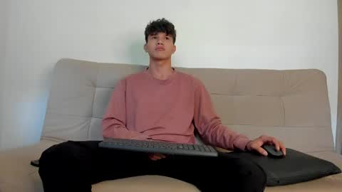 Snapshot of yizus_bonz chatting on 06-01-26, 05:03 yizus_bonz online show from 06-01-26, 05:03