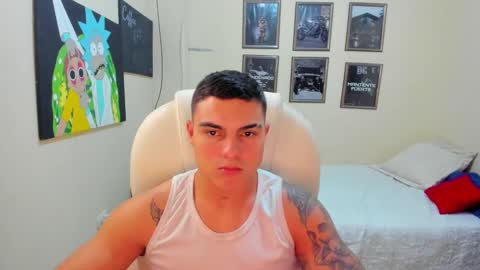 Snapshot of yker18 chatting on 01-08-25, 05:16 yker online show from 01-08-25, 05:16