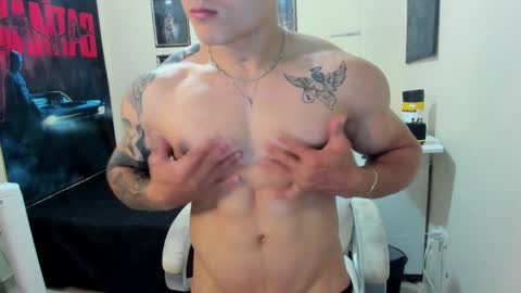 Snapshot of yker18 chatting on 02-18-26, 09:49 yker online show from 02-18-26, 09:49