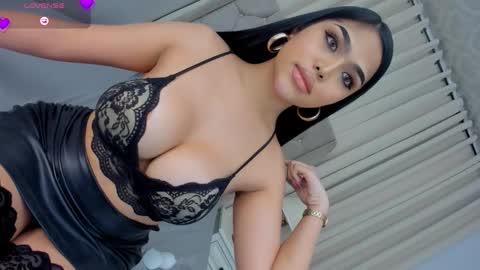 Snapshot of ylonagrae chatting on 11-12-25, 01:22 ylonagrae online show from 11-12-25, 01:22