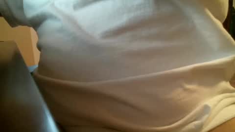 Snapshot of yng4funinfl chatting on 10-25-25, 11:40 yng4funinfl online show from 10-25-25, 11:40