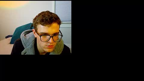 Snapshot of yngdesire1 chatting on 12-15-25, 04:50 yngdesire1 online show from 12-15-25, 04:50