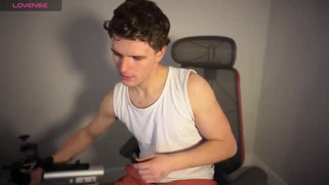 yngdesire1 online show from 03-27-26, 09:53