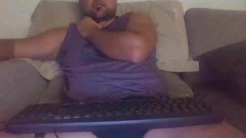Snapshot of yoalankpo chatting on 05-22-26, 01:35 TuRey online show from 05-22-26, 01:35