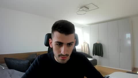 yoda130305 online show from 10-31-25, 01:45