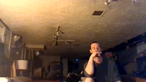 Snapshot of yodaddy29471 chatting on 03-22-26, 02:48 Single man online show from 03-22-26, 02:48