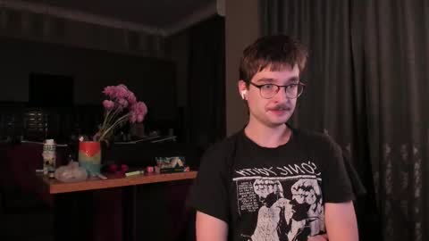 Max online show from 11-16-25, 04:29