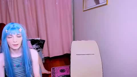 Mikaella - Mika online show from 01-13-26, 04:18