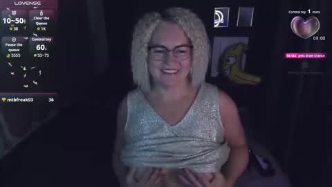 Yolanda online show from 09-16-25, 05:19