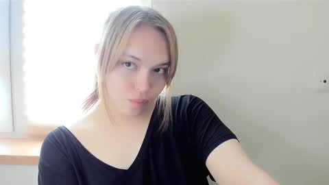 yomoyoo online show from 02-23-25, 09:22