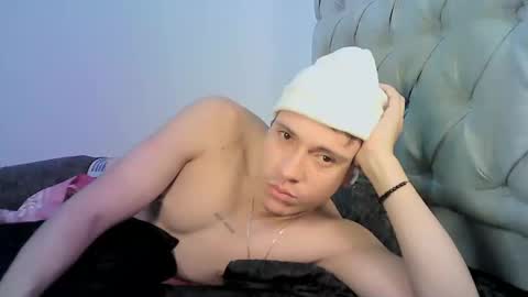 Snapshot of yonat_ chatting on 11-06-25, 10:10 Yonat online show from 11-06-25, 10:10