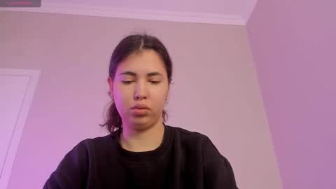 yooleen online show from 10-09-25, 03:15