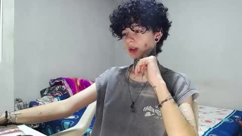 Little Mike Independent model online show from 11-20-25, 12:00