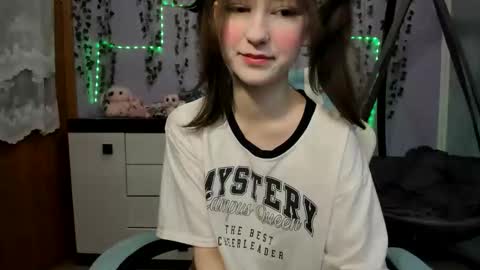 yoonhee_ki online show from 03-07-26, 11:29