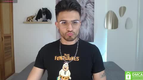 yoshy_man online show from 01-26-25, 03:59