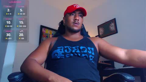 Snapshot of yosoy_enzo2020 chatting on 04-25-26, 02:03 Enzo online show from 04-25-26, 02:03