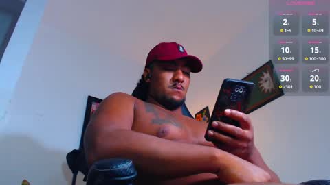 Snapshot of yosoy_enzo2020 chatting on 05-18-26, 04:07 Enzo online show from 05-18-26, 04:07
