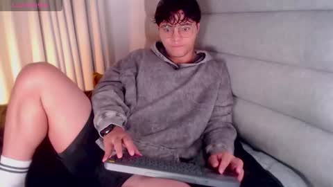 Snapshot of yossefmout chatting on 06-20-26, 11:57 Yossef online show from 06-20-26, 11:57