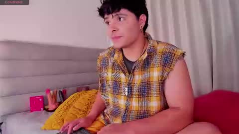 Snapshot of yossefmout chatting on 07-26-26, 12:23 Yossef online show from 07-26-26, 12:23