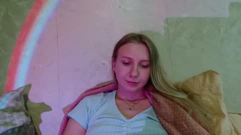 Snapshot of you_cant_forget chatting on 09-17-25, 01:57 you_cant_forget online show from 09-17-25, 01:57