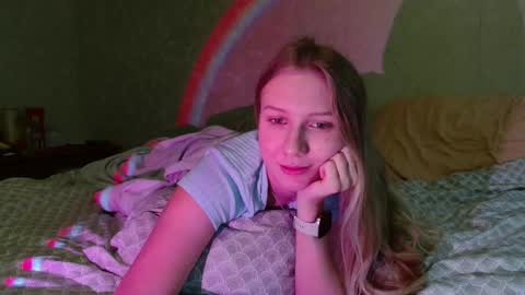 Snapshot of you_cant_forget chatting on 10-08-25, 05:27 you_cant_forget online show from 10-08-25, 05:27