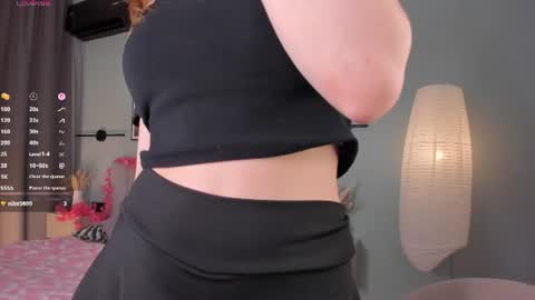 Elizabeth brunette -- Darline blonde  online show from 07-17-26, 10:22