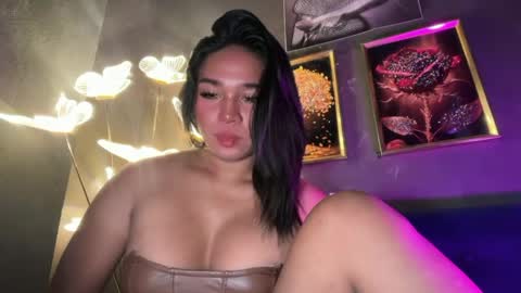 Denice online show from 05-26-26, 03:57