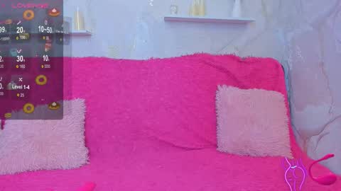 Snapshot of youbabycum25 chatting on 11-30-25, 06:23 Nicol online show from 11-30-25, 06:23