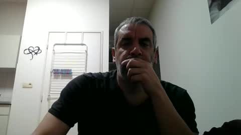 Snapshot of youdeservit chatting on 02-15-25, 09:59 CrayZio online show from 02-15-25, 09:59