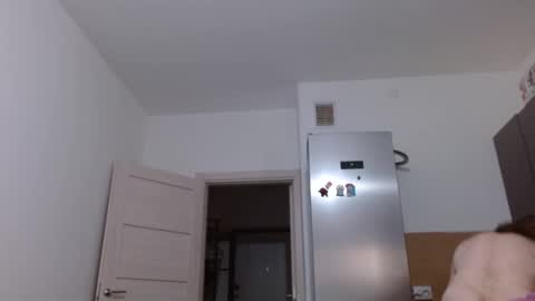 Snapshot of your420_cam chatting on 10-04-25, 02:48 your420_cam online show from 10-04-25, 02:48