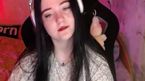 your_8a8y online show from 12-01-25, 12:32