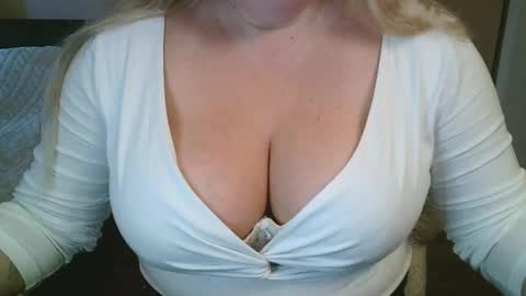 Maria Love online show from 03-17-26, 06:50