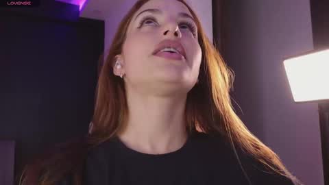 Snapshot of your_dream1217 chatting on 03-04-25, 11:11 Valery online show from 03-04-25, 11:11