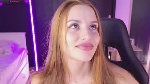 Snapshot of your_dream1217 chatting on 09-26-25, 12:25 Valery online show from 09-26-25, 12:25