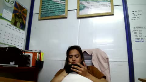 Snapshot of your_dreamgirlxxx69 chatting on 03-05-25, 06:23 your_dreamgirlxxx69 online show from 03-05-25, 06:23