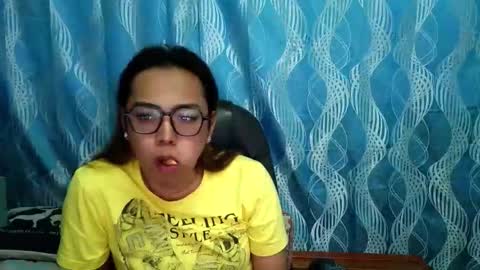 Snapshot of your_dreamgirlxxx69 chatting on 09-13-25, 06:13 your_dreamgirlxxx69 online show from 09-13-25, 06:13