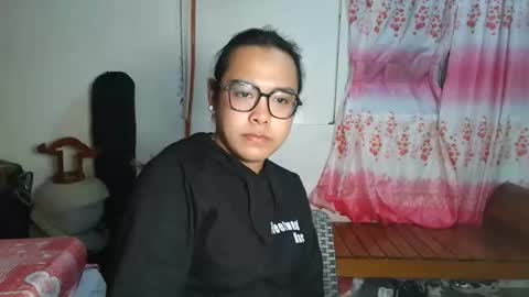 Snapshot of your_dreamgirlxxx69 chatting on 10-01-25, 09:48 your_dreamgirlxxx69 online show from 10-01-25, 09:48