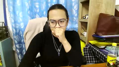 Snapshot of your_dreamgirlxxx69 chatting on 05-08-26, 12:27 your_dreamgirlxxx69 online show from 05-08-26, 12:27