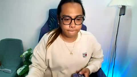 Snapshot of your_dreamgirlxxx69 chatting on 06-24-26, 07:51 your_dreamgirlxxx69 online show from 06-24-26, 07:51