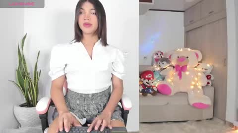 Eliza online show from 09-11-25, 10:54