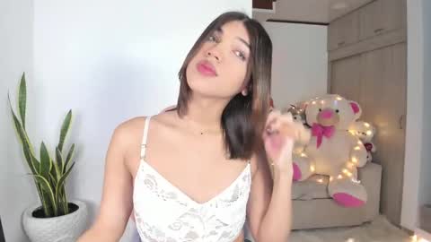 Eliza online show from 09-29-25, 02:49