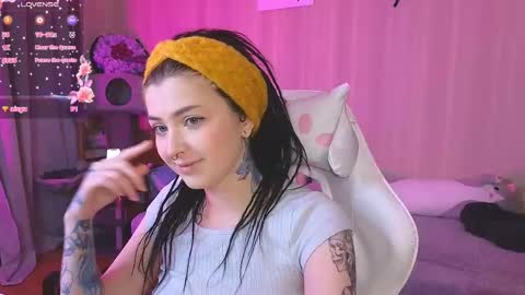 Snapshot of your_gabby chatting on 03-06-25, 04:07 your gabby online show from 03-06-25, 04:07