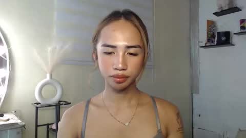 your_girl_cessxoxo online show from 04-21-26, 09:04