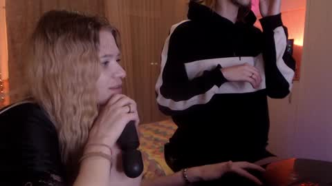 Snapshot of your_horny_friends chatting on 02-04-25, 12:19 Your Horny Friends online show from 02-04-25, 12:19