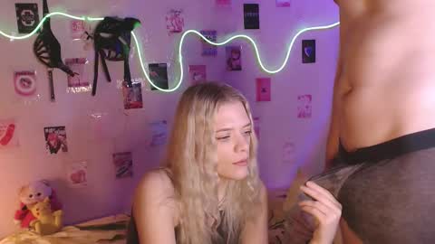 Snapshot of your_horny_friends chatting on 10-09-25, 02:48 Your Horny Friends online show from 10-09-25, 02:48