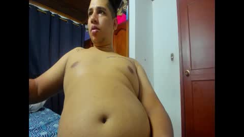 Snapshot of your_hot_friend69 chatting on 02-07-26, 01:09 David online show from 02-07-26, 01:09