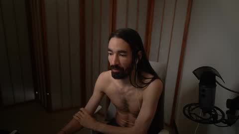 Snapshot of your_ice_cream chatting on 01-06-26, 01:04 Siebel. online show from 01-06-26, 01:04