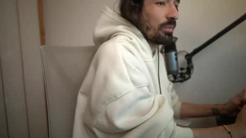 Snapshot of your_ice_cream chatting on 05-21-26, 02:24 Siebel. online show from 05-21-26, 02:24