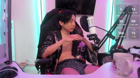 Han   online show from 12-20-24, 08:55